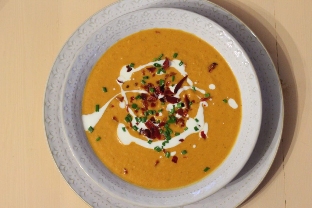 Thai red pumpkin soup